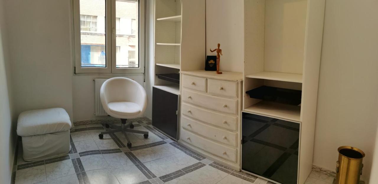 Apartmán A Cinco Minutos De Todo Oviedo Exteriér fotografie