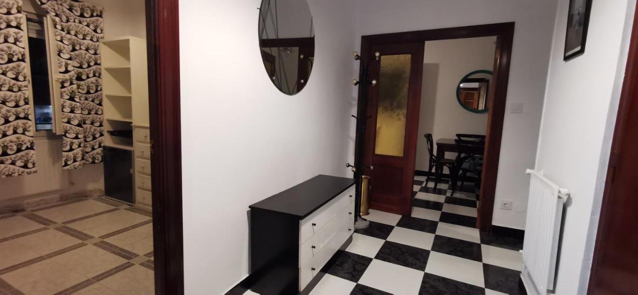 Apartmán A Cinco Minutos De Todo Oviedo Exteriér fotografie